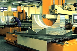 Tieflochbohren Tiefbohren Maschinenpark Tiefbohrmaschinen